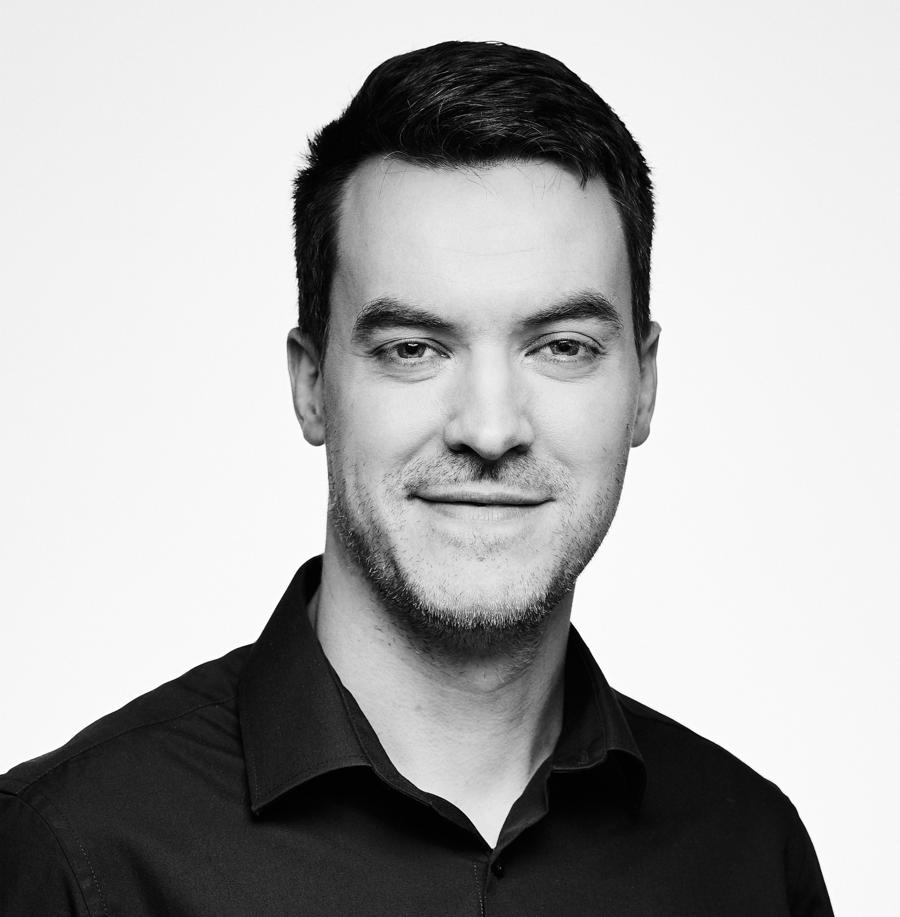 Analysis: Tom Warren'S Impact On X - hoxyfdk